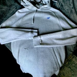 Hollister Pull-Over Sweater